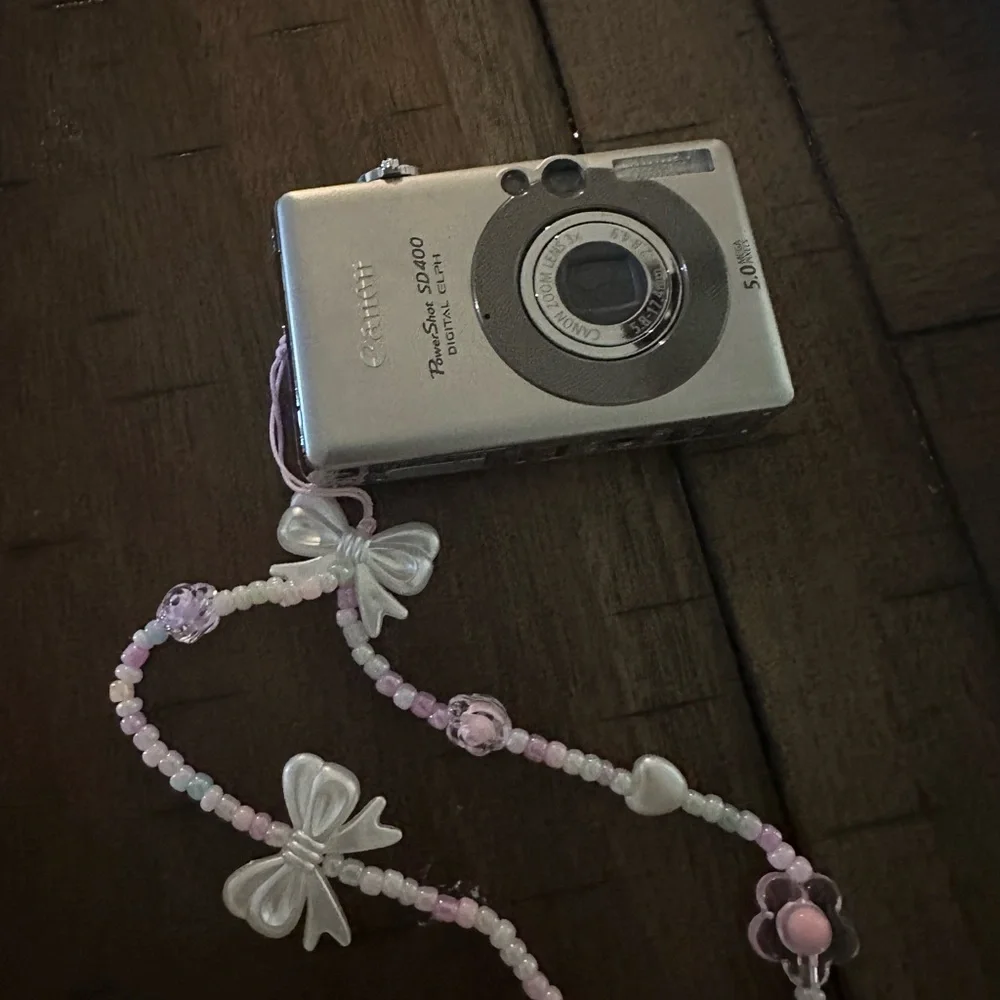Canon PowerShot SD400 Digital Camera - Silver